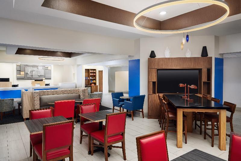 Holiday Inn Express & Suites Bonifay image