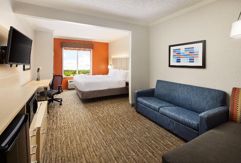 Holiday Inn Express & Suites Bonifay image