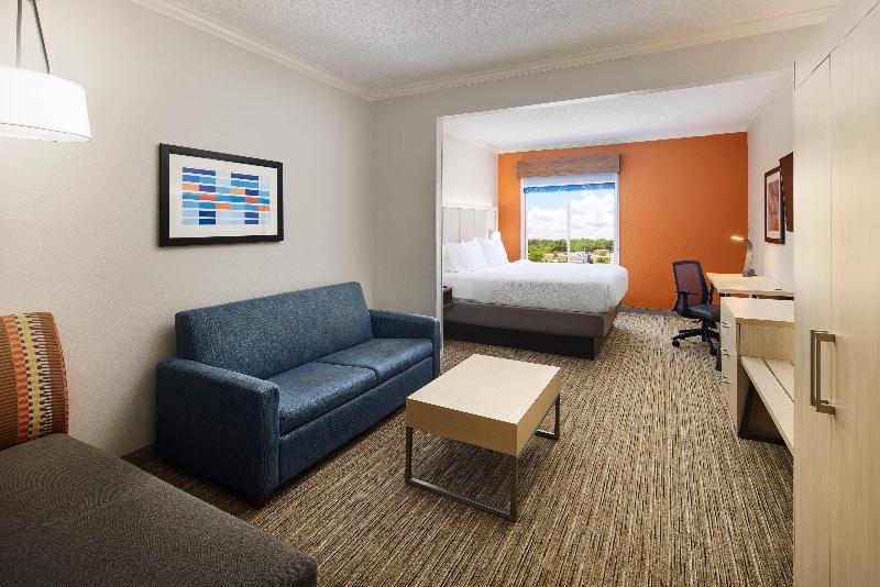 Holiday Inn Express & Suites Bonifay image