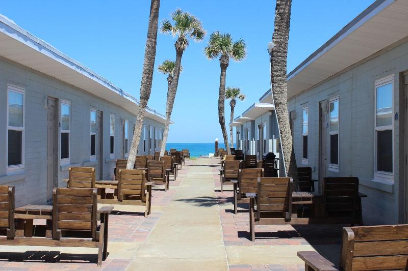 Daytona Shoreline All-Suites Inn