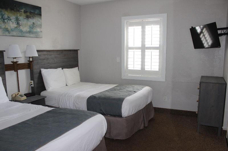 Daytona Shoreline All-Suites Inn — photo 95