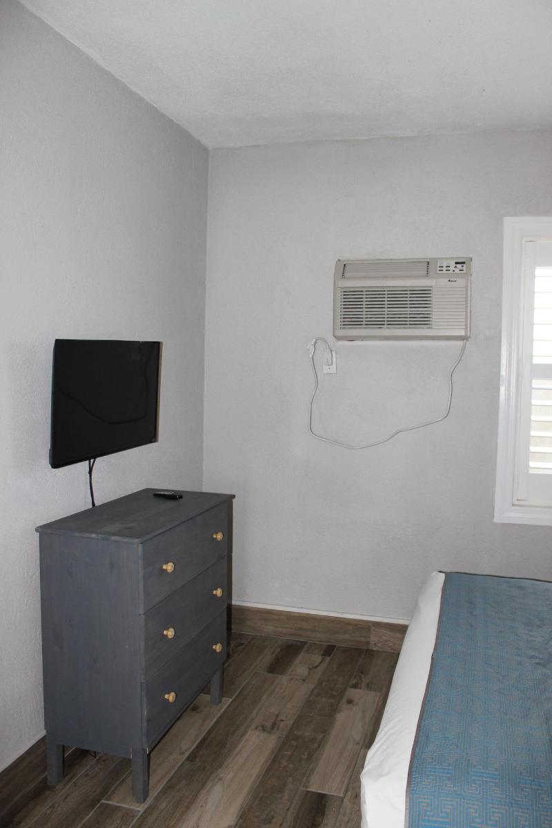 Daytona Shoreline All-Suites Inn — photo 86