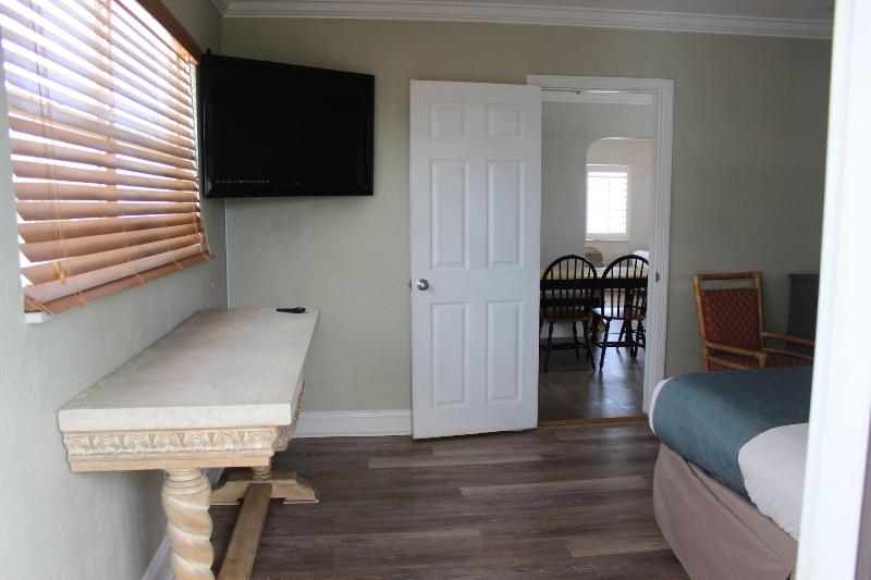 Daytona Shoreline All-Suites Inn — photo 119