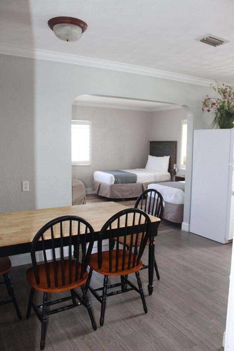 Daytona Shoreline All-Suites Inn — photo 112