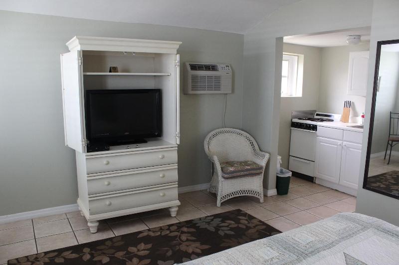 Daytona Shoreline All-Suites Inn — photo 175
