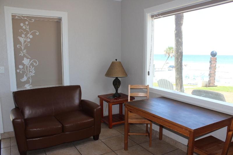 Daytona Shoreline All-Suites Inn — photo 19