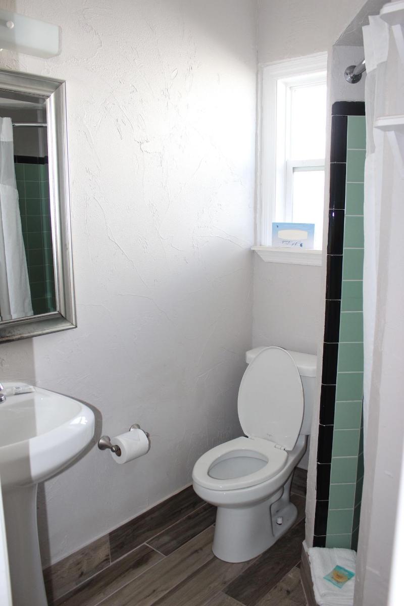 Daytona Shoreline All-Suites Inn — photo 56