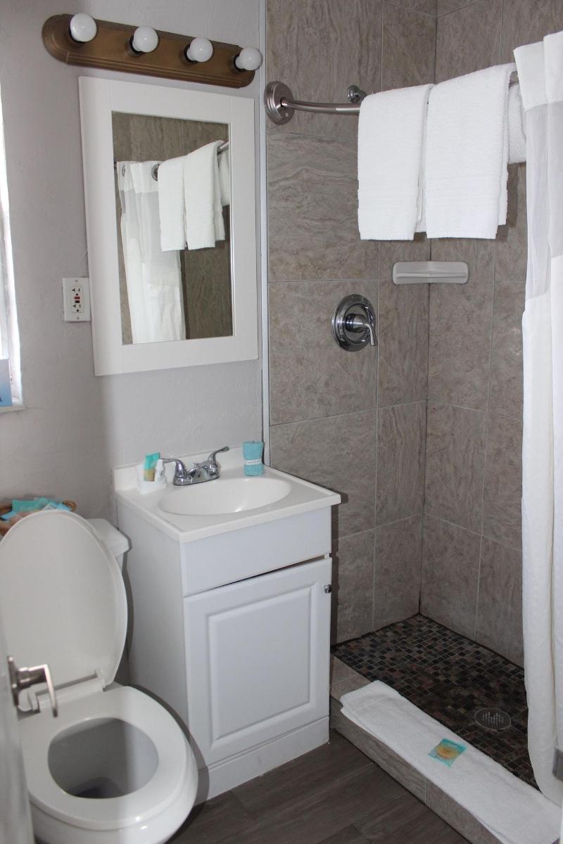Daytona Shoreline All-Suites Inn — photo 52