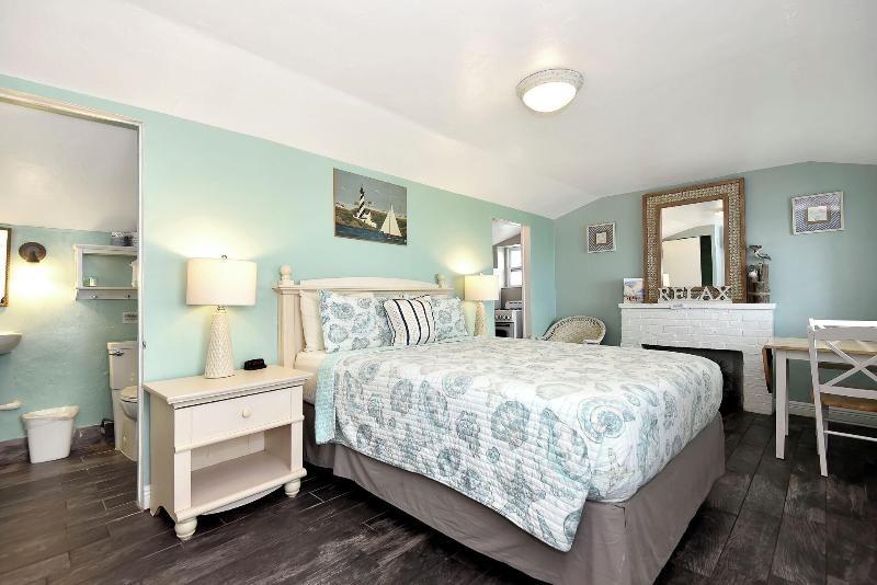 Daytona Shoreline All-Suites Inn — photo 81