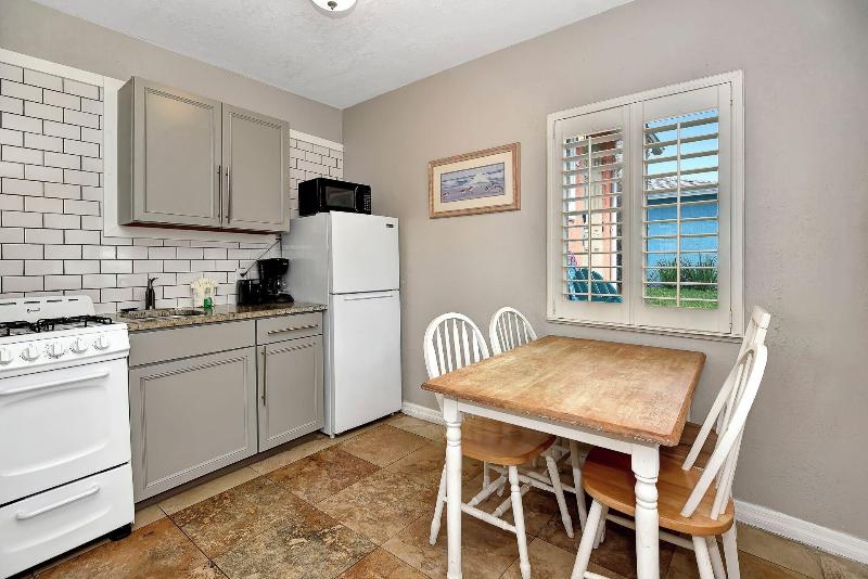 Daytona Shoreline All-Suites Inn — photo 100