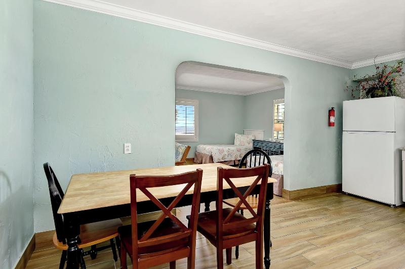 Daytona Shoreline All-Suites Inn — photo 94