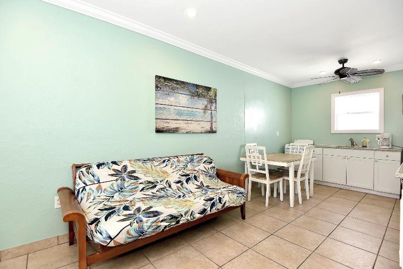 Daytona Shoreline All-Suites Inn — photo 179