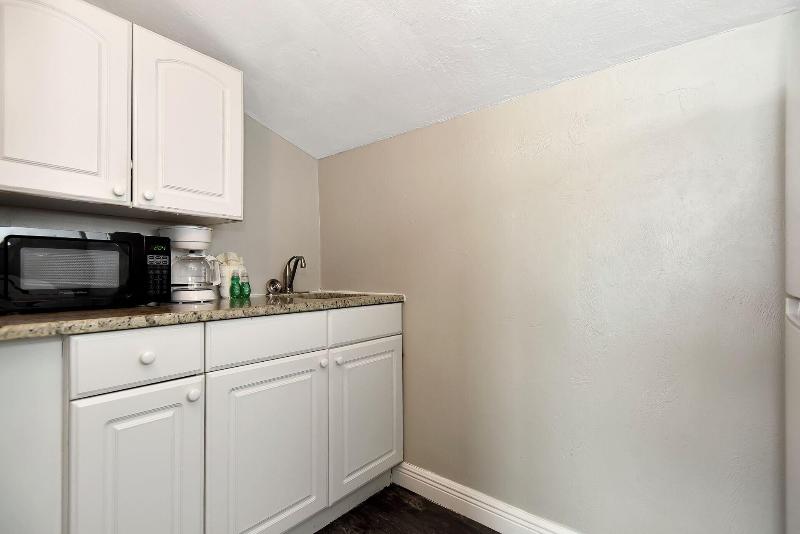 Daytona Shoreline All-Suites Inn — photo 181