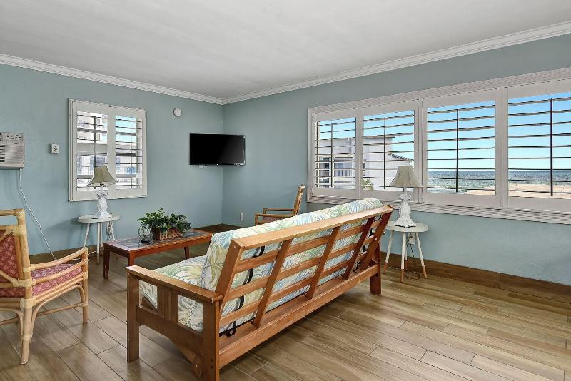 Daytona Shoreline All-Suites Inn — photo 180