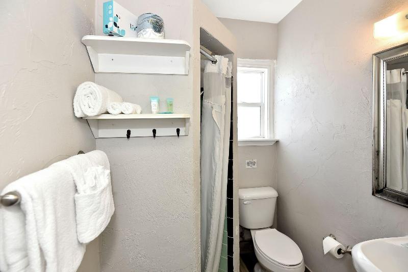 Daytona Shoreline All-Suites Inn — photo 128