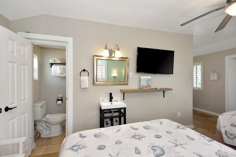 Daytona Shoreline All-Suites Inn — photo 97