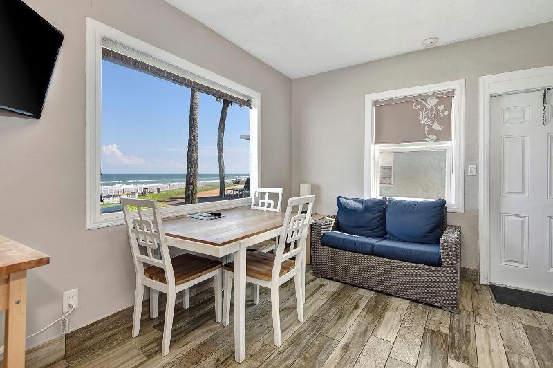Daytona Shoreline All-Suites Inn — photo 104