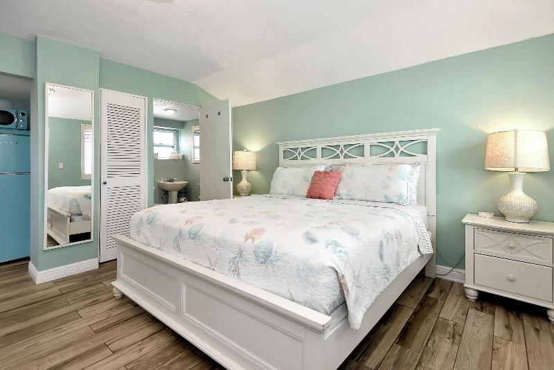 Daytona Shoreline All-Suites Inn — photo 62