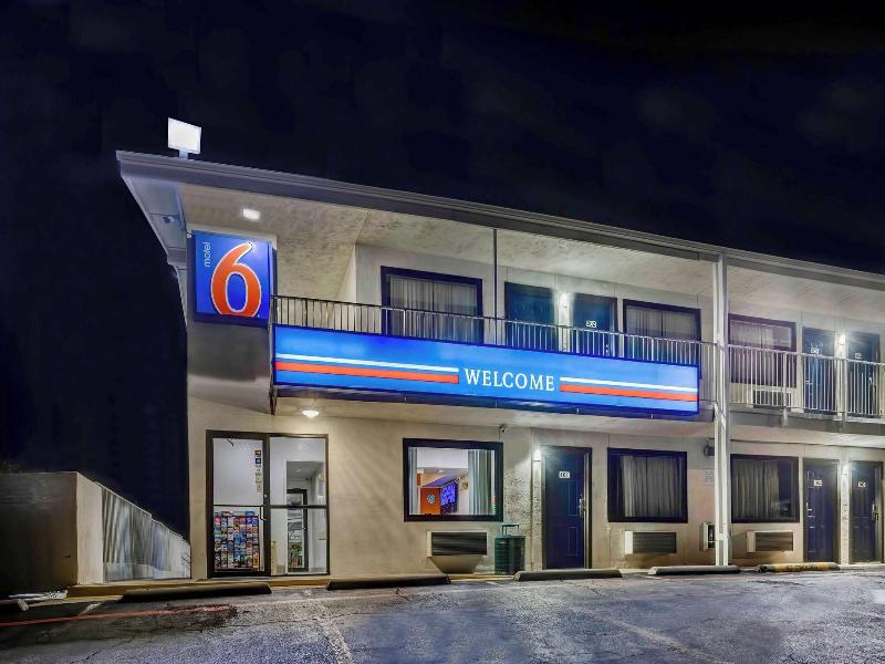 Motel 6 Denton - UNT image