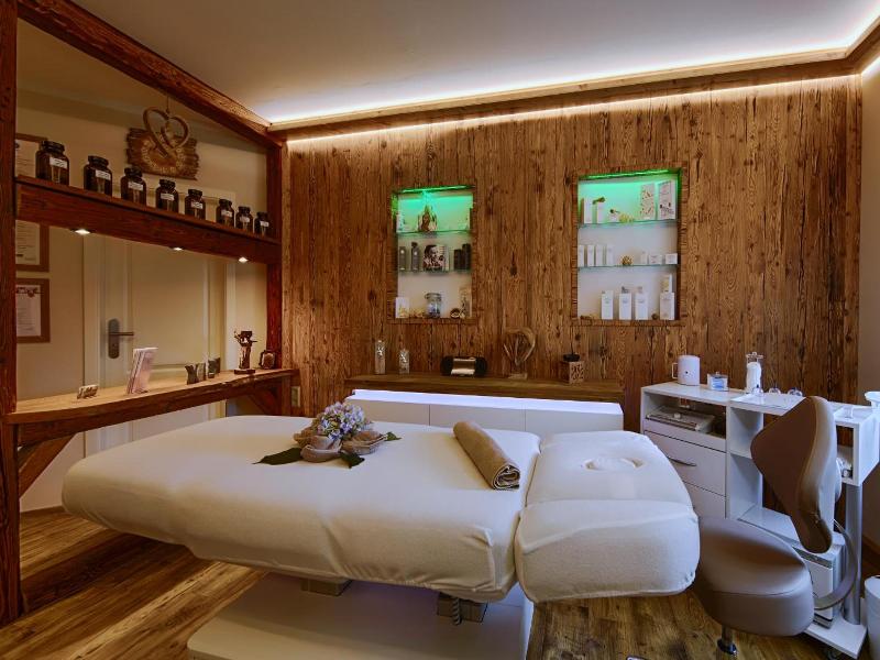Naturhotel Gasthof Bärenfels image