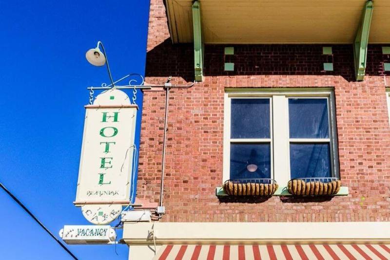 Defuniak image