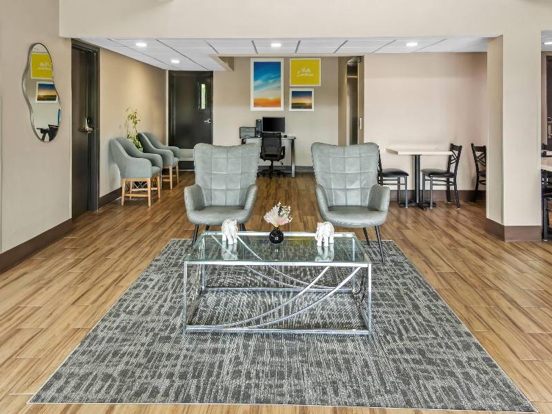 Days Inn & Suites by Wyndham DeSoto image