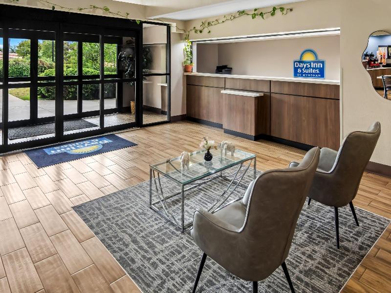 Days Inn & Suites by Wyndham DeSoto image