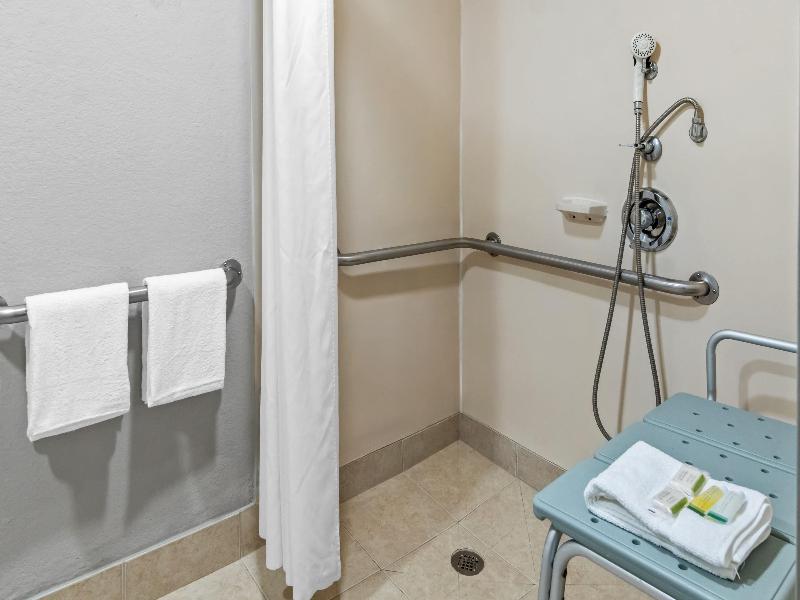 Days Inn & Suites by Wyndham DeSoto image