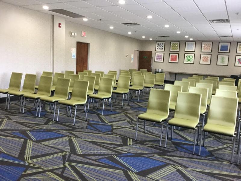 Holiday Inn Express Easton image