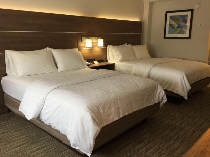 Holiday Inn Express Easton image