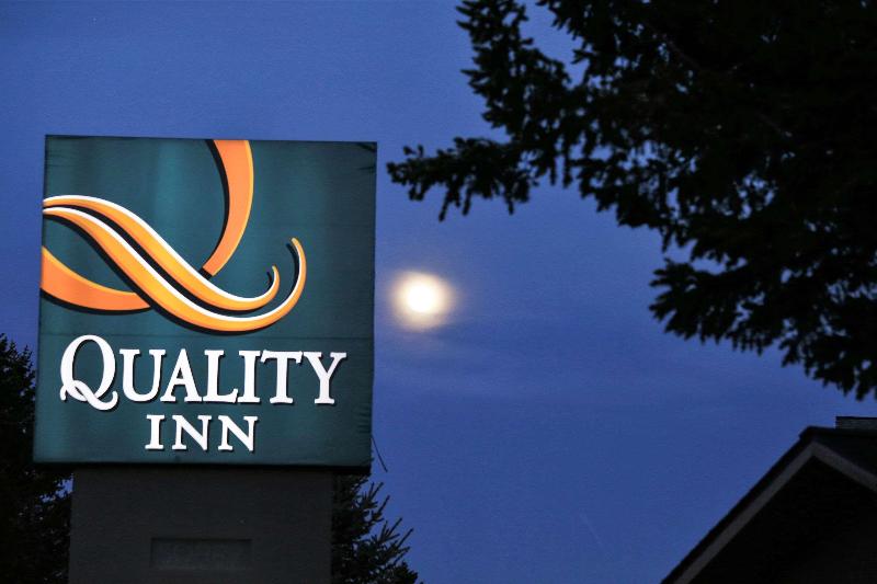 Quality Inn near Rocky Mountain National Park image