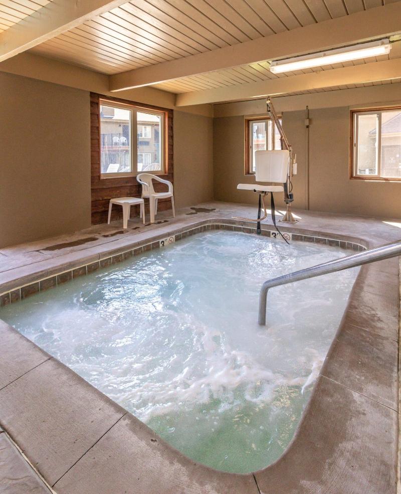 Quality Inn near Rocky Mountain National Park image