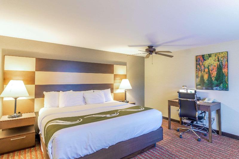 Hotel Quality Inn near Rocky Mountain National Park