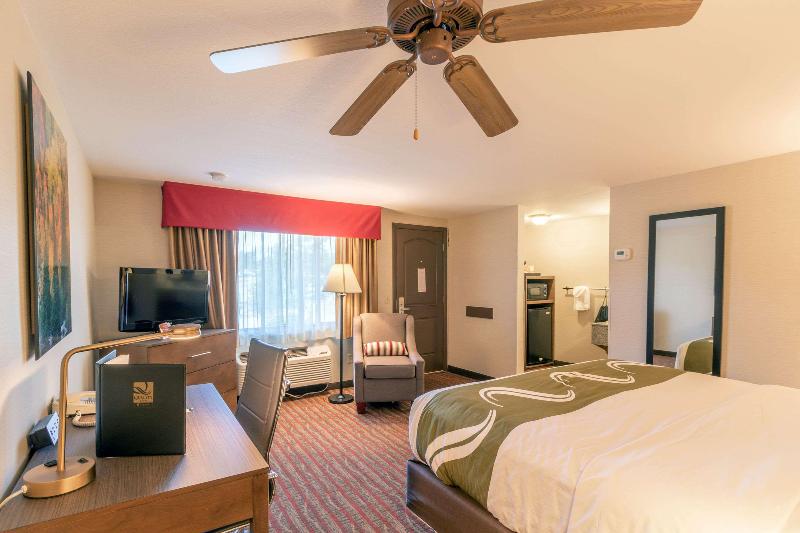 Quality Inn near Rocky Mountain National Park image