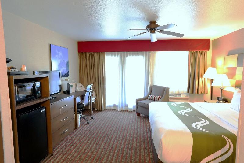 Quality Inn near Rocky Mountain National Park image