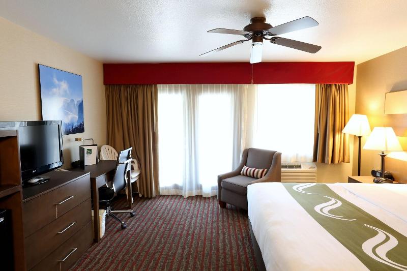Quality Inn near Rocky Mountain National Park image