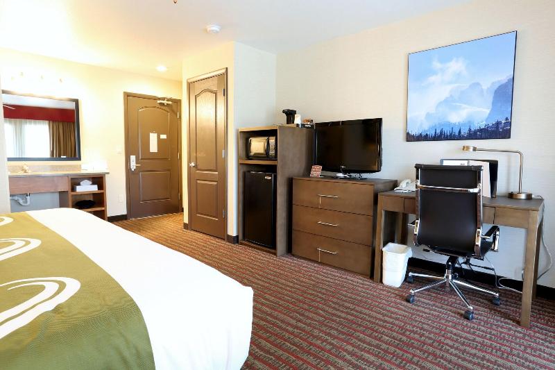 Quality Inn near Rocky Mountain National Park image