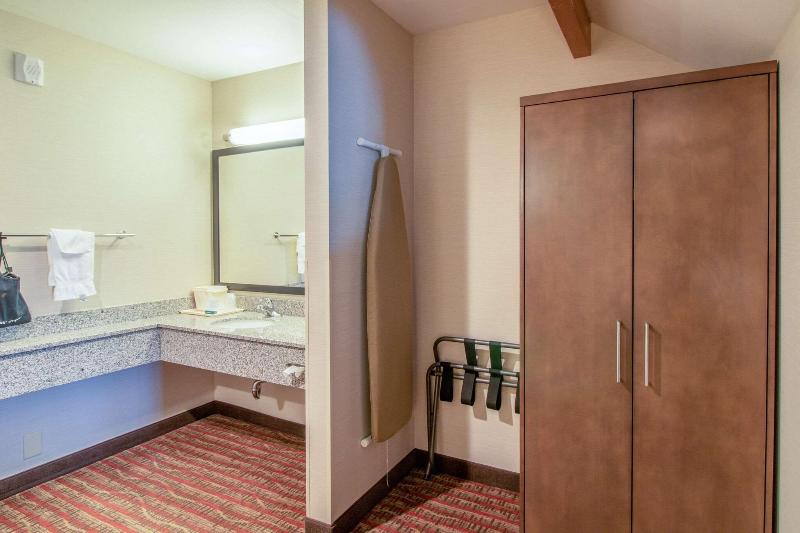 Quality Inn near Rocky Mountain National Park image