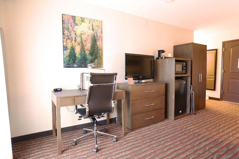 Quality Inn near Rocky Mountain National Park image