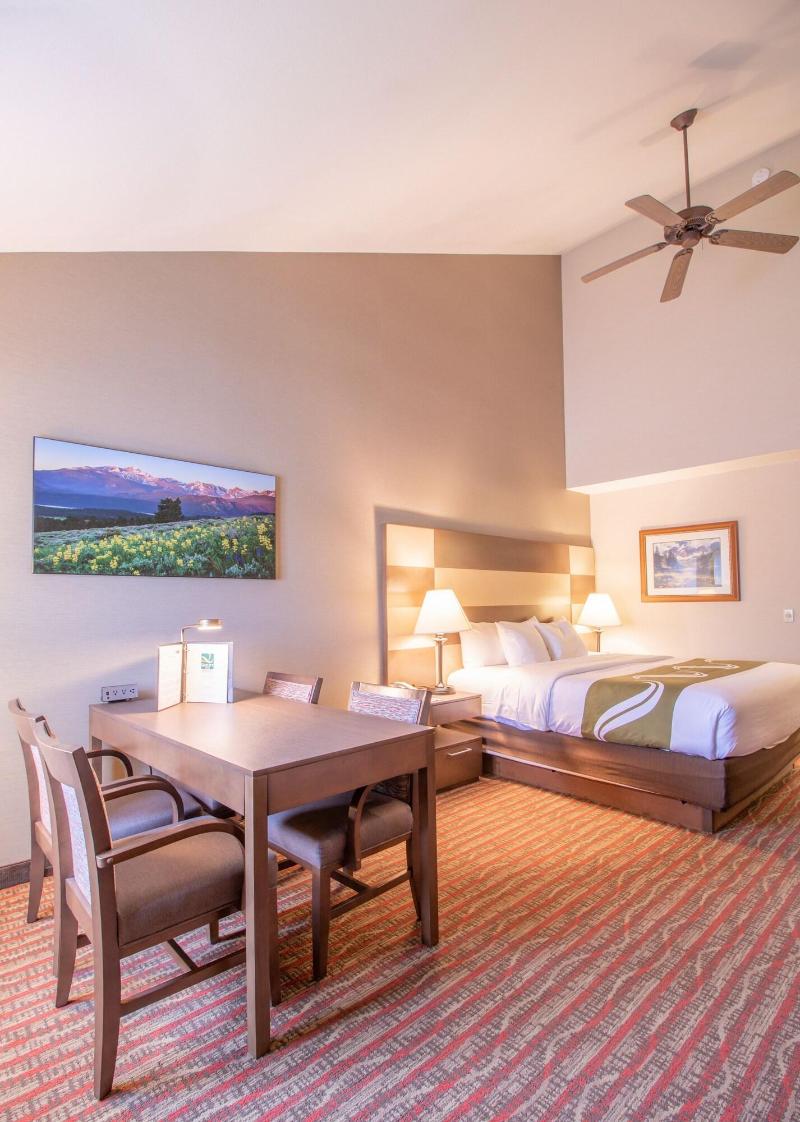 Quality Inn near Rocky Mountain National Park image