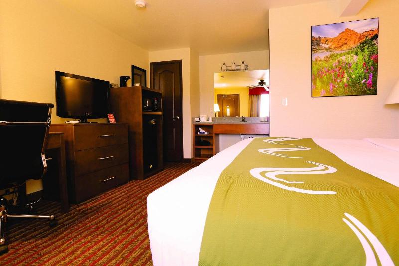 Quality Inn near Rocky Mountain National Park image