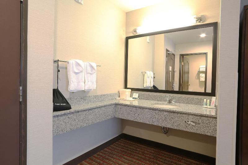 Quality Inn near Rocky Mountain National Park image