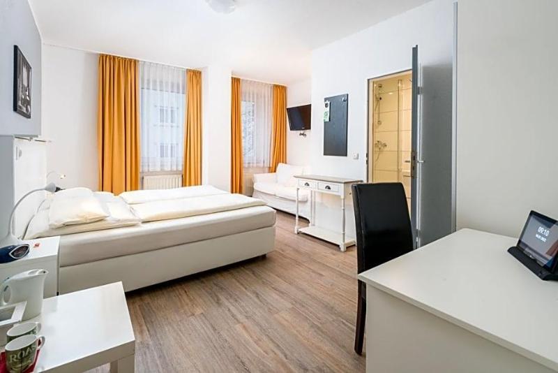 Rheinischer Hof image