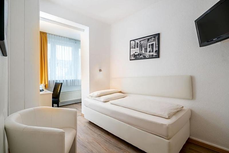 Rheinischer Hof image