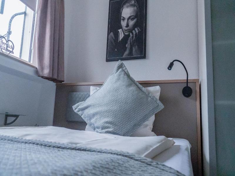 Rheinischer Hof image