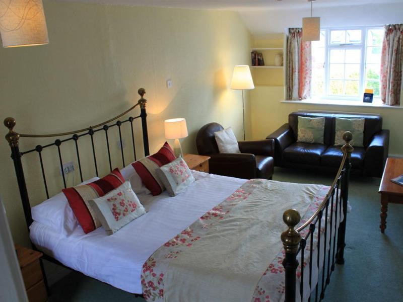 Lifton Hall Hotel image