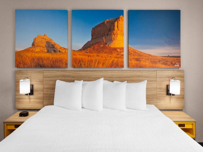 Days Inn By Wyndham Eagle River image