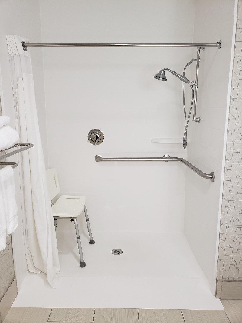 Holiday Inn Express Edgewood-Aberdeen-Bel Air image