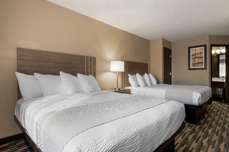 Best Western Edinburgh/Columbus image