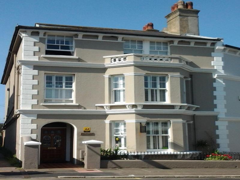 Gyves House image